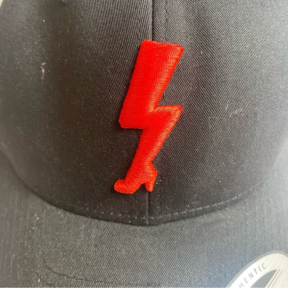 Yupoong The Classic Snapback Black Lighting Bolt Go Go Boots Logo Adjustable Hat - Picture 3 of 5